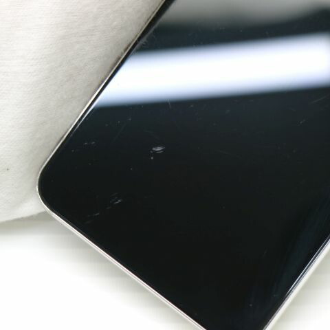 Galaxy S22 SC-51C ファントムホワイト docomo 中古 スマホ 白ロム【美品】保証付き 赤ロム保証(サムネイル3枚目)