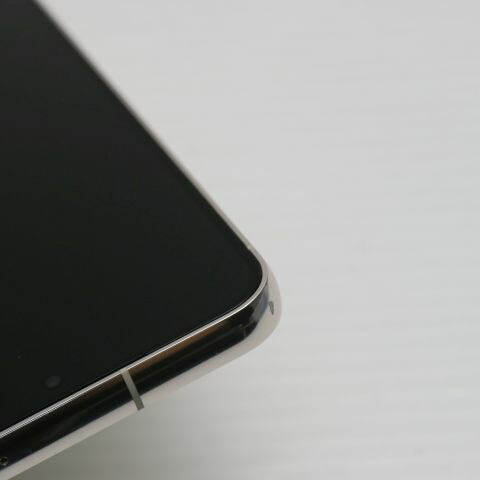Galaxy S23 SC-51D クリーム docomo 中古 スマホ SAMSUNG【美品】保証付き 赤ロム保証(サムネイル2枚目)