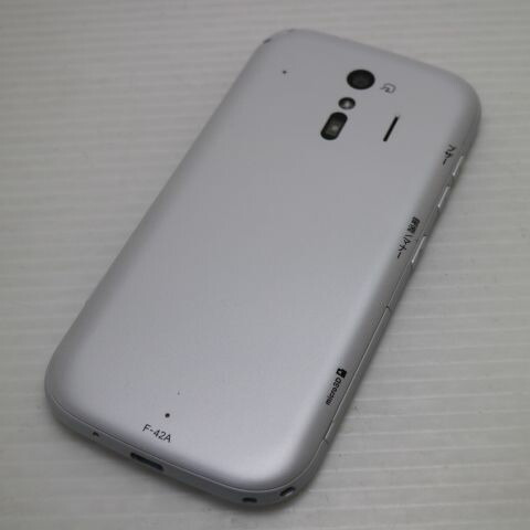 らくらくスマートフォン F-42A ホワイト docomo 中古 スマホ 白ロム 富士通【新品同様】保証付き 赤ロム保証(サムネイル2枚目)