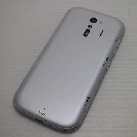 らくらくスマートフォン F-42A ホワイト docomo 中古 スマホ 白ロム 富士通【新品同様】保証付き 赤ロム保証(サムネイル2枚目)
