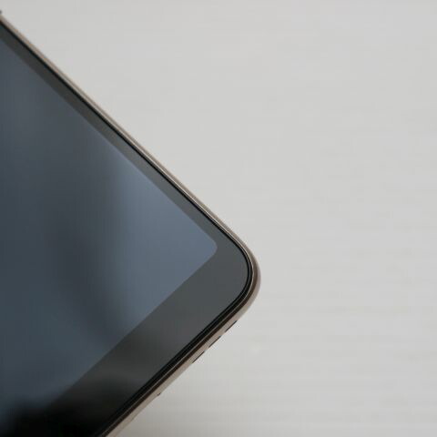 ZenFone Live (L1) ゴールド SIMフリー 中古 スマホ 白ロム【新品同様】保証付き 赤ロム保証(サムネイル3枚目)