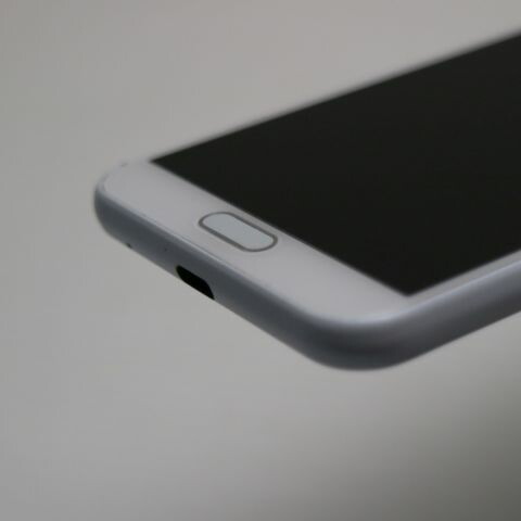 AQUOS sense2 SH-01L シルキーホワイト docomo 中古 スマホ 白ロム【超美品】保証付き 赤ロム保証(サムネイル3枚目)