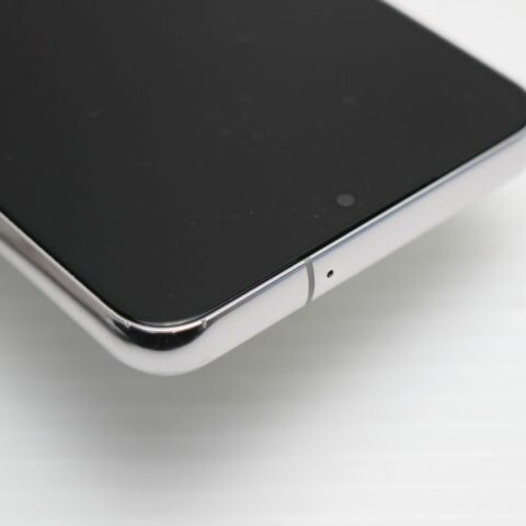 Galaxy S22 SC-51C ファントムホワイト docomo 中古 スマホ 白ロム【新品同様】保証付き 赤ロム保証(サムネイル3枚目)