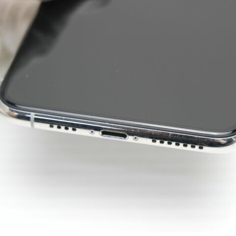 iPhone 11 Pro Max 512GB シルバー SIMフリー 中古 スマホ 白ロム【超美品】保証付き 赤ロム保証(サムネイル3枚目)