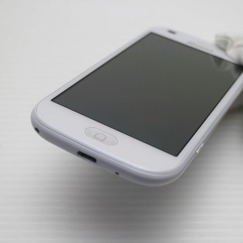 らくらくスマートフォン F-42A ホワイト docomo 中古 スマホ 白ロム 富士通【新品同様】保証付き 赤ロム保証(サムネイル3枚目)