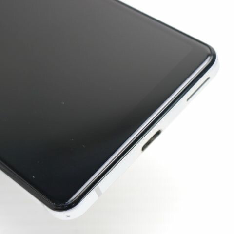 AQUOS sense4 basic A003SH シルバー Y!mobile 中古 スマホ 白ロム SHARP【新品同様】保証付き 赤ロム保証(サムネイル3枚目)