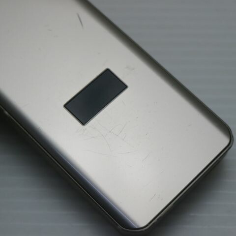arrows ケータイ ベーシック F-41C シルバー docomo 中古 スマホ 白ロム【美品】保証付き 赤ロム保証(サムネイル3枚目)