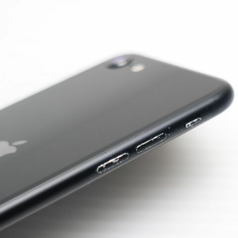 iPhone SE 第2世代 64GB ブラック SIMフリー 中古 スマホ 白ロム【美品】保証付き 赤ロム保証(サムネイル3枚目)