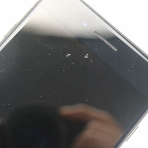 iPhone 7 Plus 128GB ジェットブラック SIMフリー 中古 スマホ apple 白ロム【美品】保証付き 赤ロム保証(サムネイル3枚目)