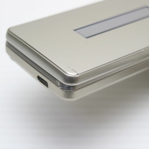 AQUOS ケータイ SH-02L ゴールド docomo 中古 ガラケー 白ロム【超美品】保証付き 赤ロム保証(サムネイル3枚目)