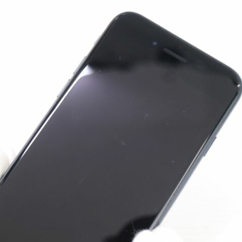 iPhone SE3 第3世代 64GB ミッドナイト SIMフリー 中古 スマホ 白ロム【超美品】保証付き 赤ロム保証(サムネイル3枚目)