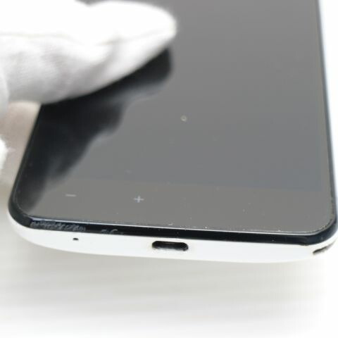 AQUOS PHONE ZETA SH-01F ホワイト docomo 中古 スマホ SHARP 白ロム【美品】保証付き 赤ロム保証(サムネイル3枚目)