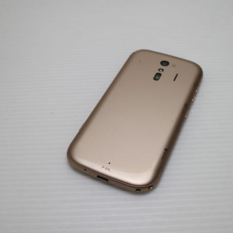 らくらくスマートフォン me F-01L ゴールド docomo 中古 スマホ 白ロム【超美品】保証付き 赤ロム保証(サムネイル2枚目)