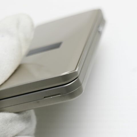 arrows ケータイ ベーシック F-41C ゴールド docomo 中古 スマホ 白ロム【美品】保証付き 赤ロム保証(サムネイル3枚目)