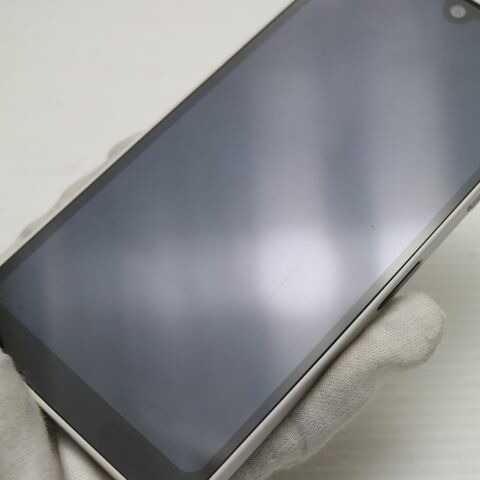 AQUOS wish3 SH-53D ホワイト docomo 中古 スマホ SHARP【美品】保証付き 赤ロム保証(サムネイル3枚目)