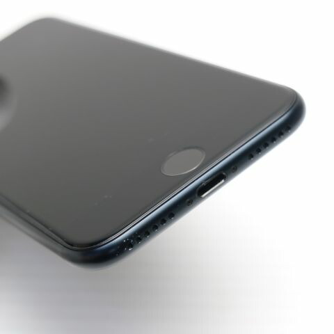 iPhone SE3 第3世代 128GB ミッドナイト SIMフリー 中古 スマホ 白ロム【超美品】保証付き 赤ロム保証(サムネイル3枚目)