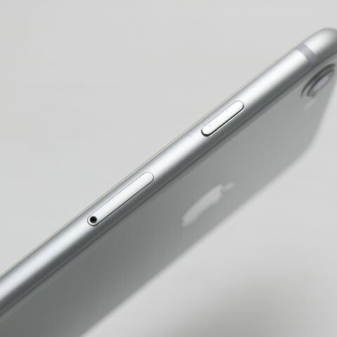 iPhone 8 256GB シルバー SIMフリー 中古 スマホ Apple 白ロム【超美品】保証付き 赤ロム保証(サムネイル3枚目)