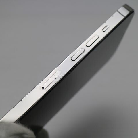 iPhone 13 Pro 512GB シルバー SIMフリー 中古【超美品】保証付き 赤ロム保証(サムネイル3枚目)