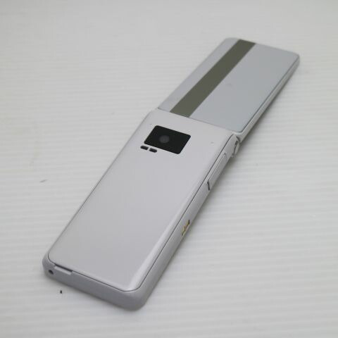 P-smart ケータイ P-01J ホワイト docomo 中古 ガラケー Panasonic 白ロム【超美品】保証付き 赤ロム保証(サムネイル2枚目)