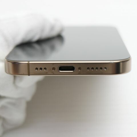 iPhone 16 Pro 1TB デザートチタニウム SIMフリー 中古 スマホ APPLE【超美品】保証付き 赤ロム保証(サムネイル3枚目)