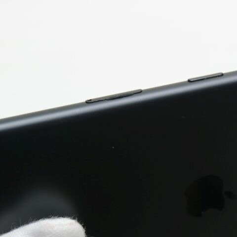 iPhone 7 32GB ブラック SIMフリー 中古 スマホ apple 白ロム【超美品】保証付き 赤ロム保証(サムネイル3枚目)