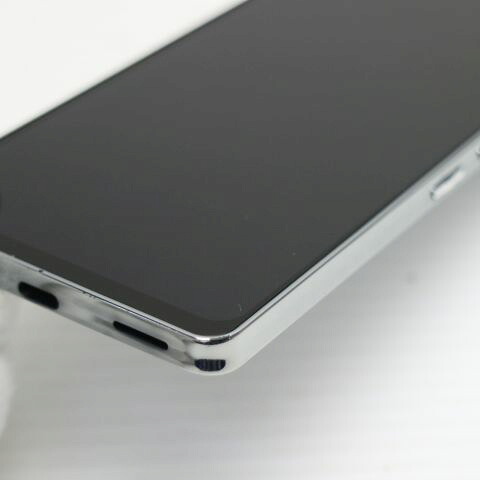 AQUOS zero6 SHG04 ホワイト au 中古【ジャンク】(サムネイル3枚目)