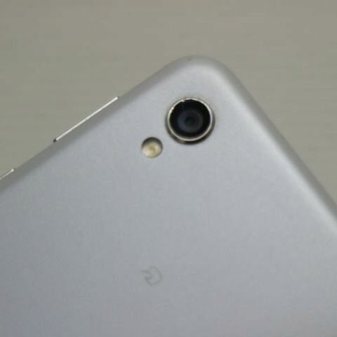 AQUOS sense2 SHV43 シルキーホワイト au 中古 スマホ 白ロム【美品】保証付き 赤ロム保証(サムネイル3枚目)