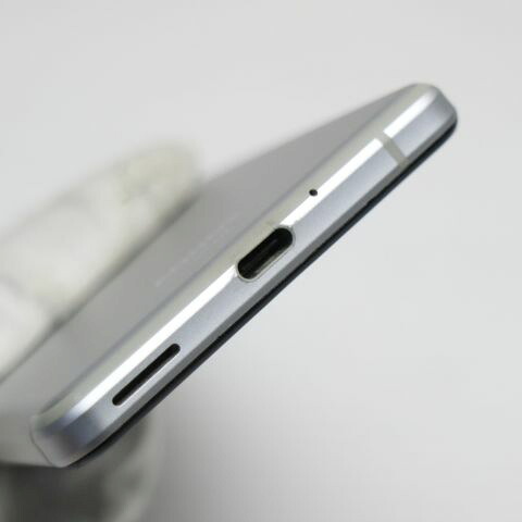 AQUOS sense4 SH-41A シルバー docomo 中古 スマホ 白ロム SHARP【超美品】保証付き 赤ロム保証(サムネイル3枚目)