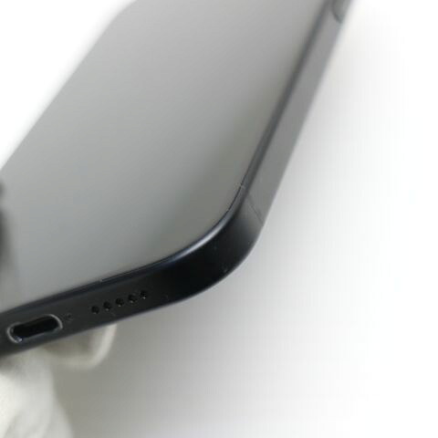 iPhone 15 256GB ブラック SIMフリー 中古 スマホ Apple【超美品】保証付き 赤ロム保証(サムネイル3枚目)