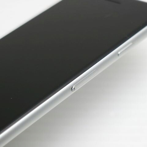 iPhone SE 第2世代 128GB ホワイト SIMフリー 中古 スマホ 白ロム【超美品】保証付き 赤ロム保証(サムネイル3枚目)