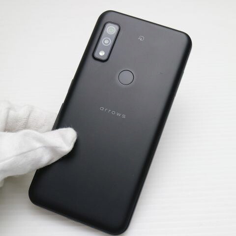 arrows We FCG01 ブラック au 中古 スマホ 白ロム【新品同様】保証付き 赤ロム保証(サムネイル3枚目)