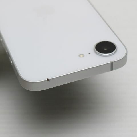 iPhone 16e 128GB ホワイト SIMフリー 中古 スマホ APPLE【超美品】保証付き 赤ロム保証(サムネイル3枚目)
