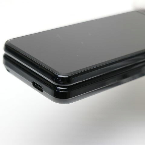 AQUOS ケータイ2 601SH ブラック SoftBank 中古 判定○ スマホ SHARP 白ロム【美品】保証付き 赤ロム保証(サムネイル3枚目)