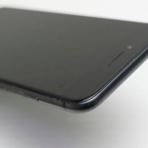 iPhone 8 64GB スペースグレイ ブラック SIMフリー 中古 スマホ Apple 白ロム【超美品】保証付き 赤ロム保証(サムネイル3枚目)