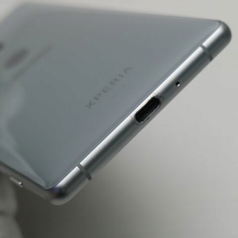 Xperia XZ2 SO-03K シルバー docomo 中古 スマホ スマホ 白ロム SONY【超美品】保証付き 赤ロム保証(サムネイル3枚目)